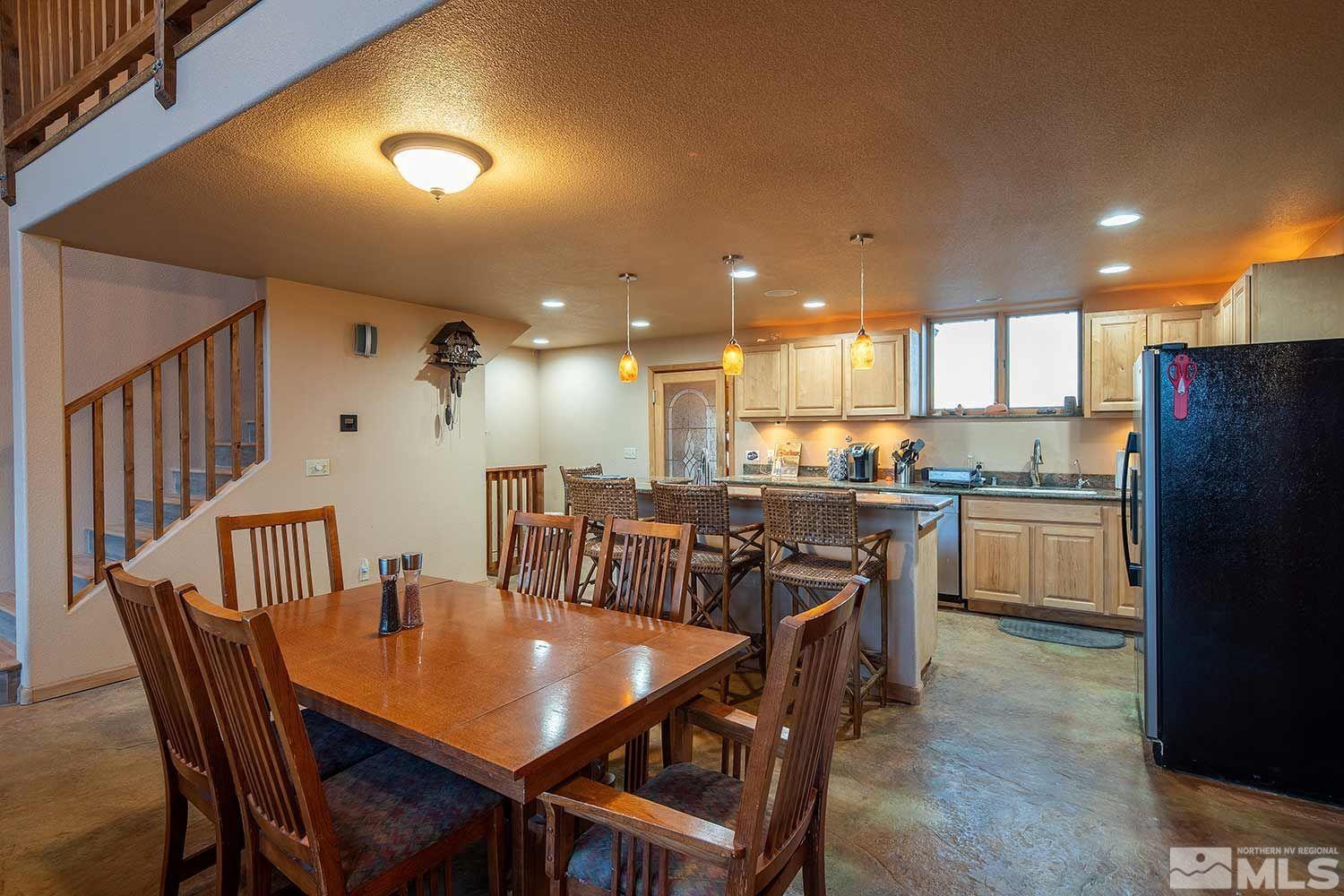 27200 Riverview Road Reno, NV 89521 - Photo 8 of 35 Photo 8