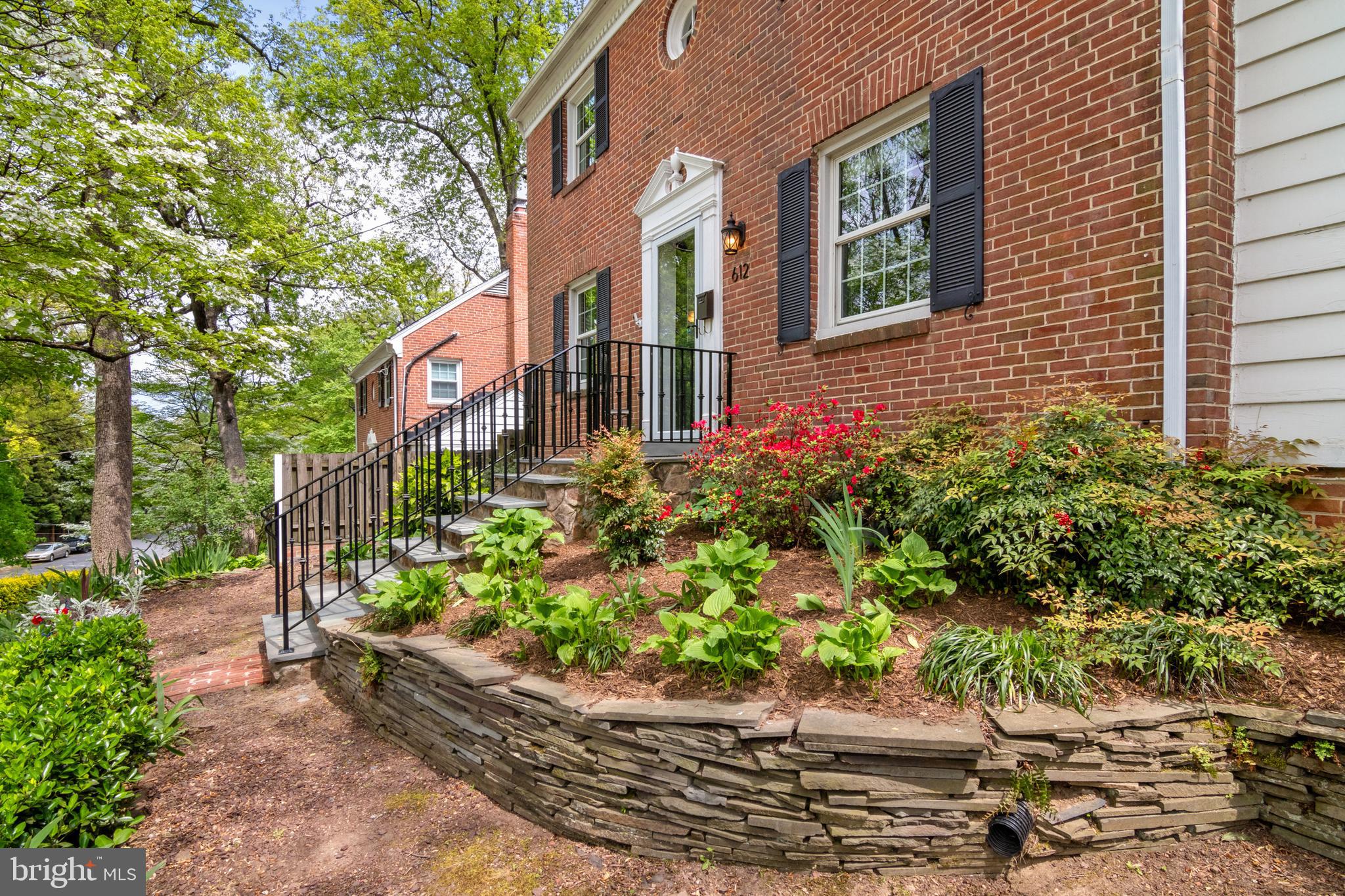 612 Ellsworth Drive Silver Spring, MD 20910 - Photo 4 of 43