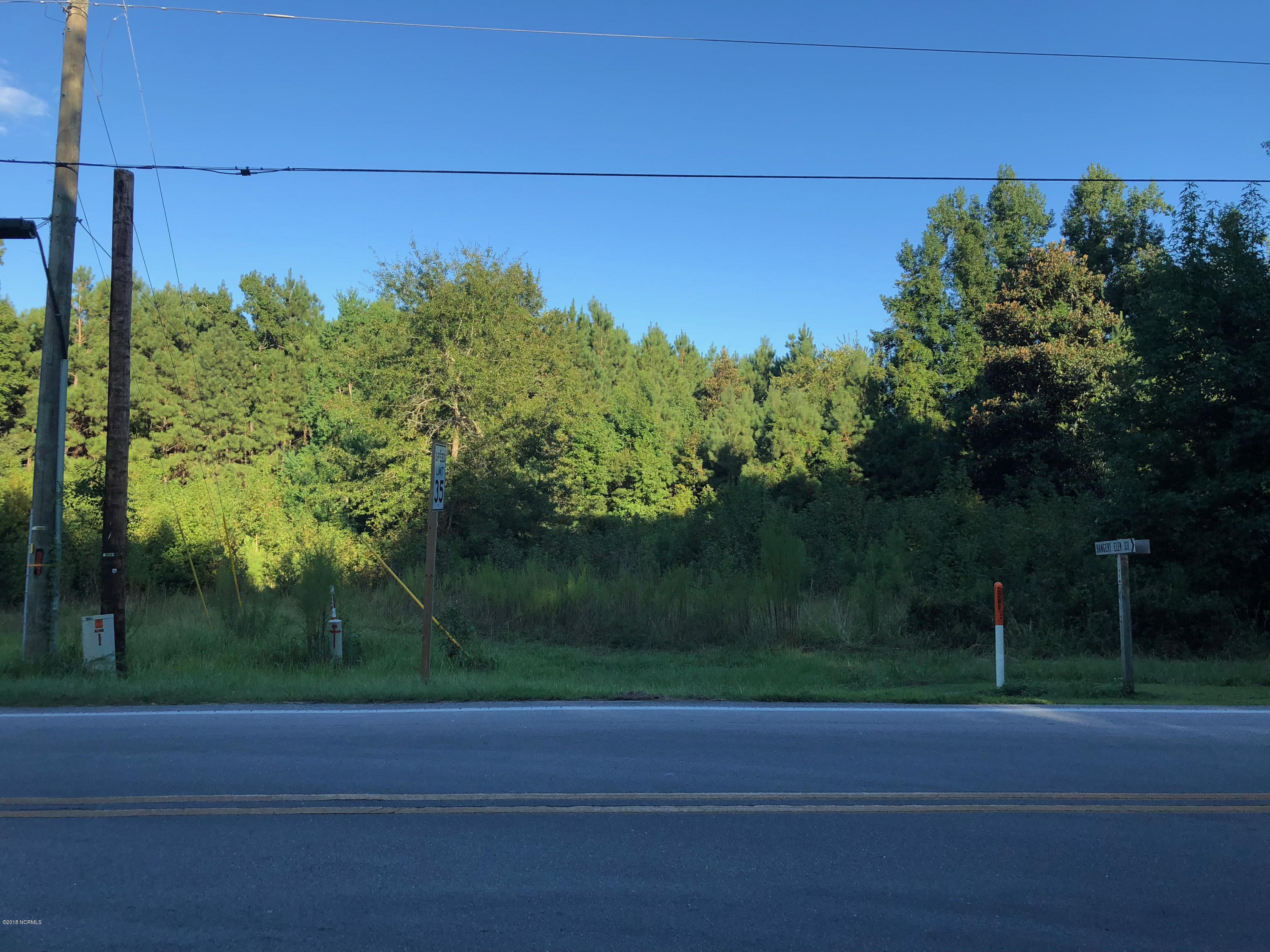 3209 Country Club Road New Bern, NC 28562 - Photo 1 of 1 3209 Country Club Road
