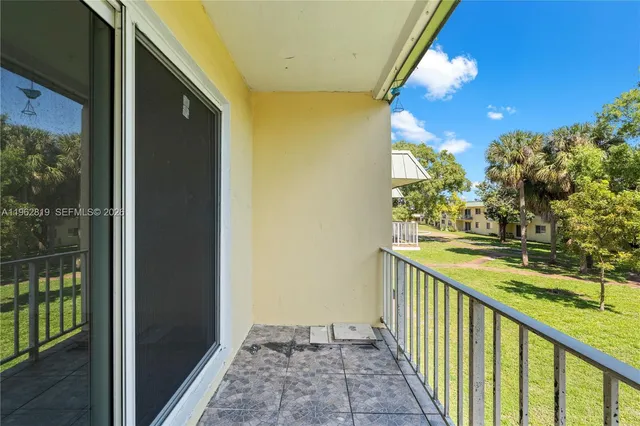 $185,000 | 505 Northwest 177th Street, Unit 243, Miami Gardens, FL 33169