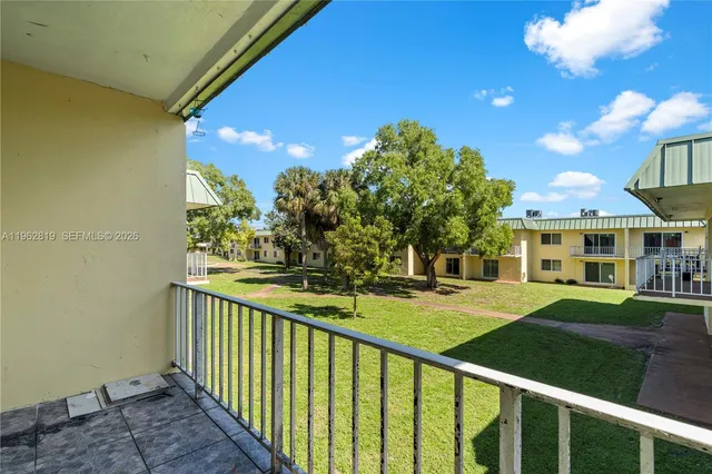 $185,000 | 505 Northwest 177th Street, Unit 243, Miami Gardens, FL 33169