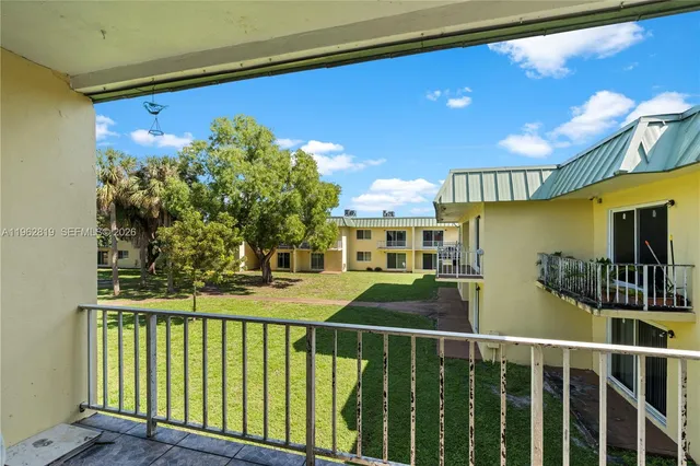 $185,000 | 505 Northwest 177th Street, Unit 243, Miami Gardens, FL 33169