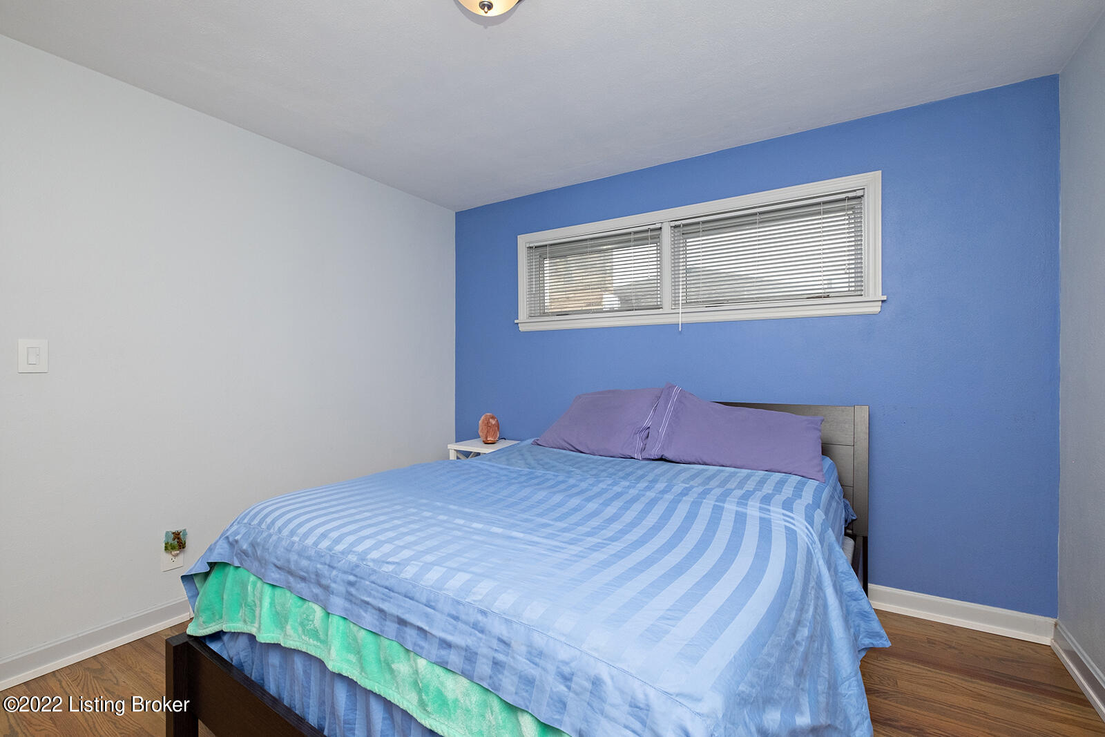 9005 Waltlee Road Louisville, KY 40291 - Photo 16 of 41 0032