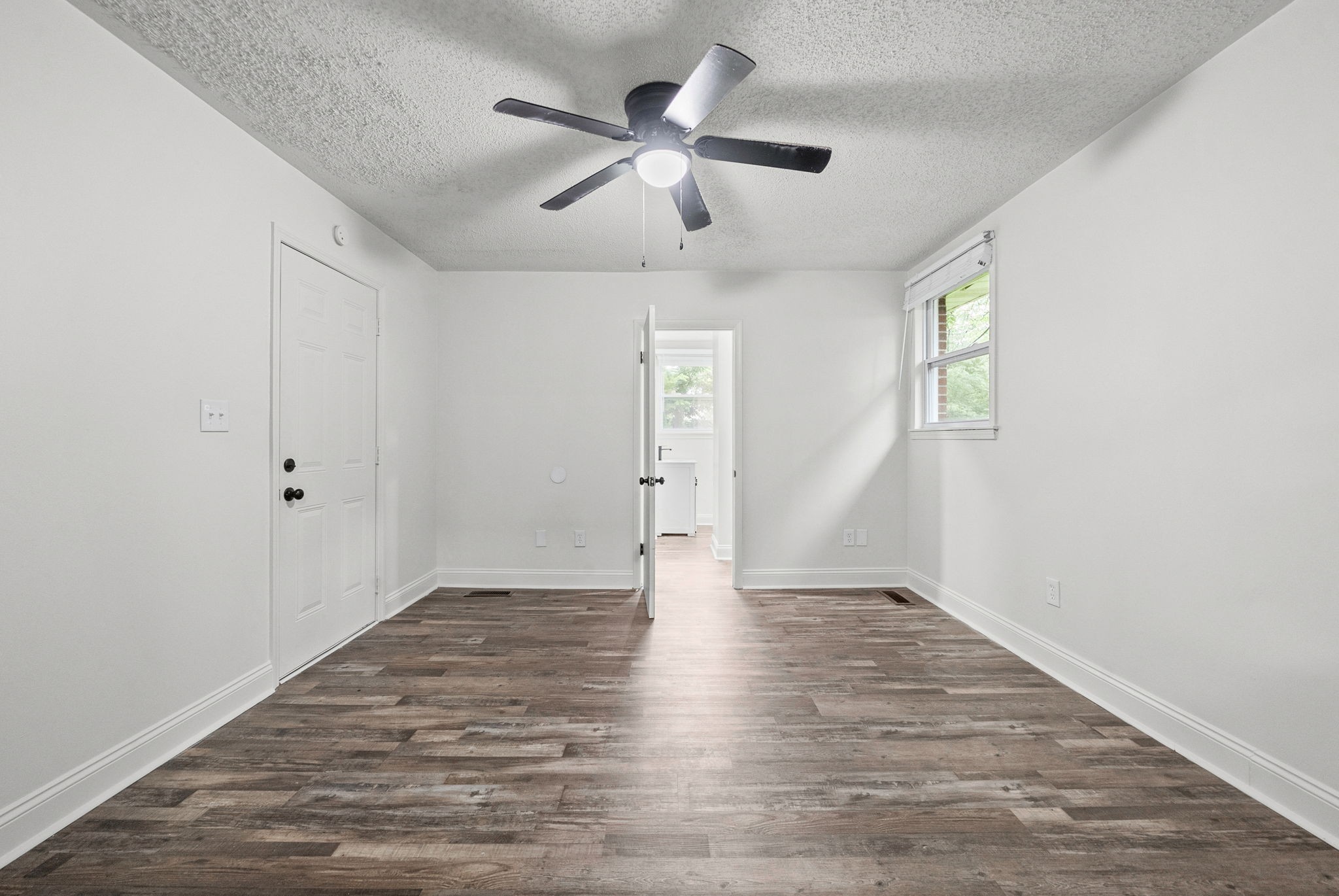 203 Jordan Road Clarksville, TN 37042 - Photo 13 of 30