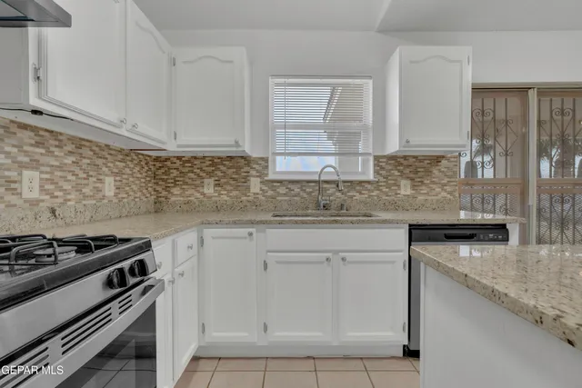 $250,000 | 11348 Loma Linda Circle, El Paso, TX 79934