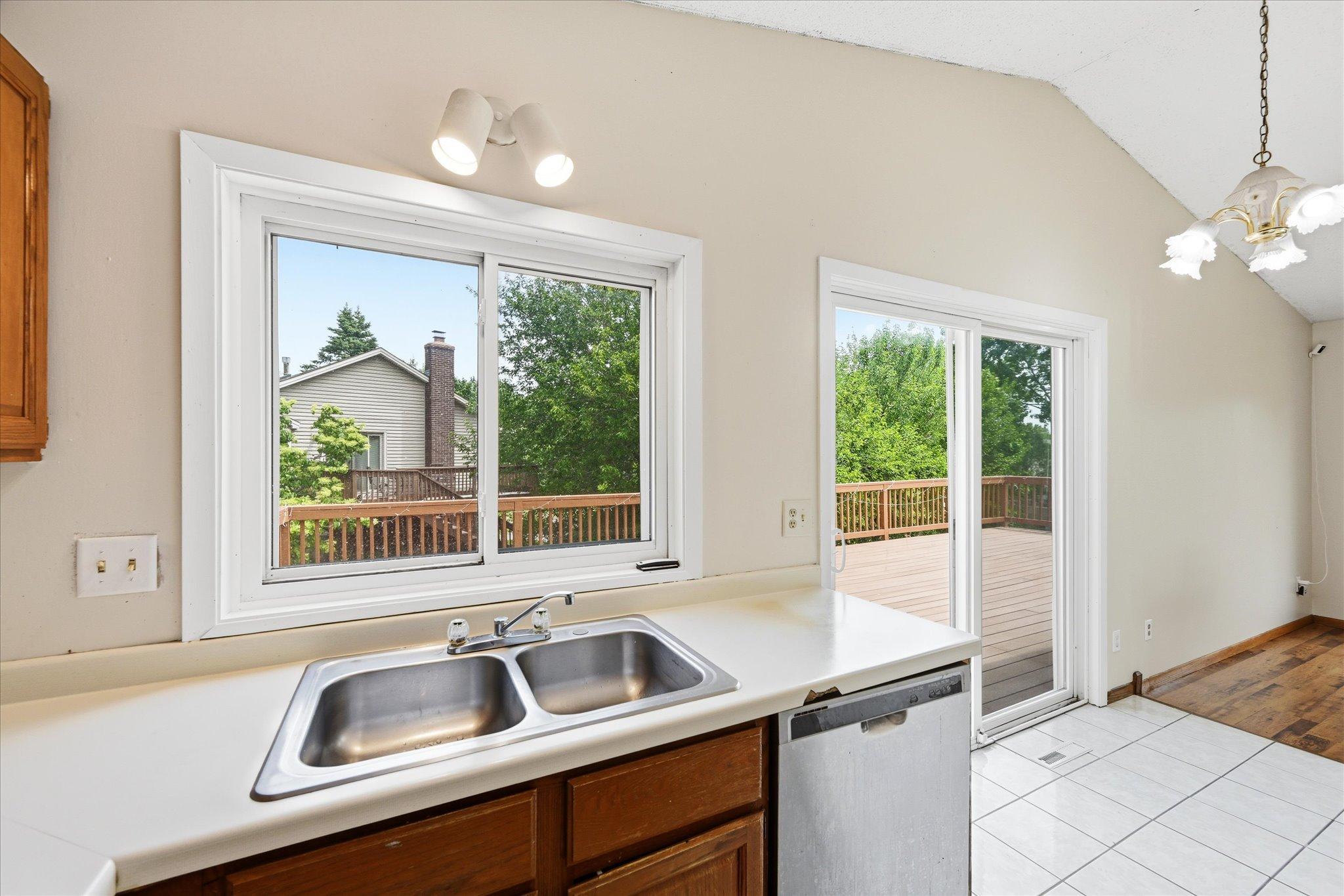 4516 Whitetail Way Eagan, MN 55123 - Photo 25 of 46