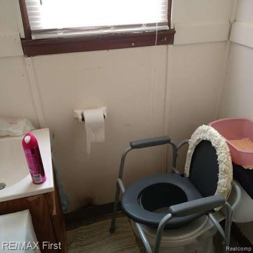 19435 Meyers Road Detroit, MI 48235 - Photo 6 of 12