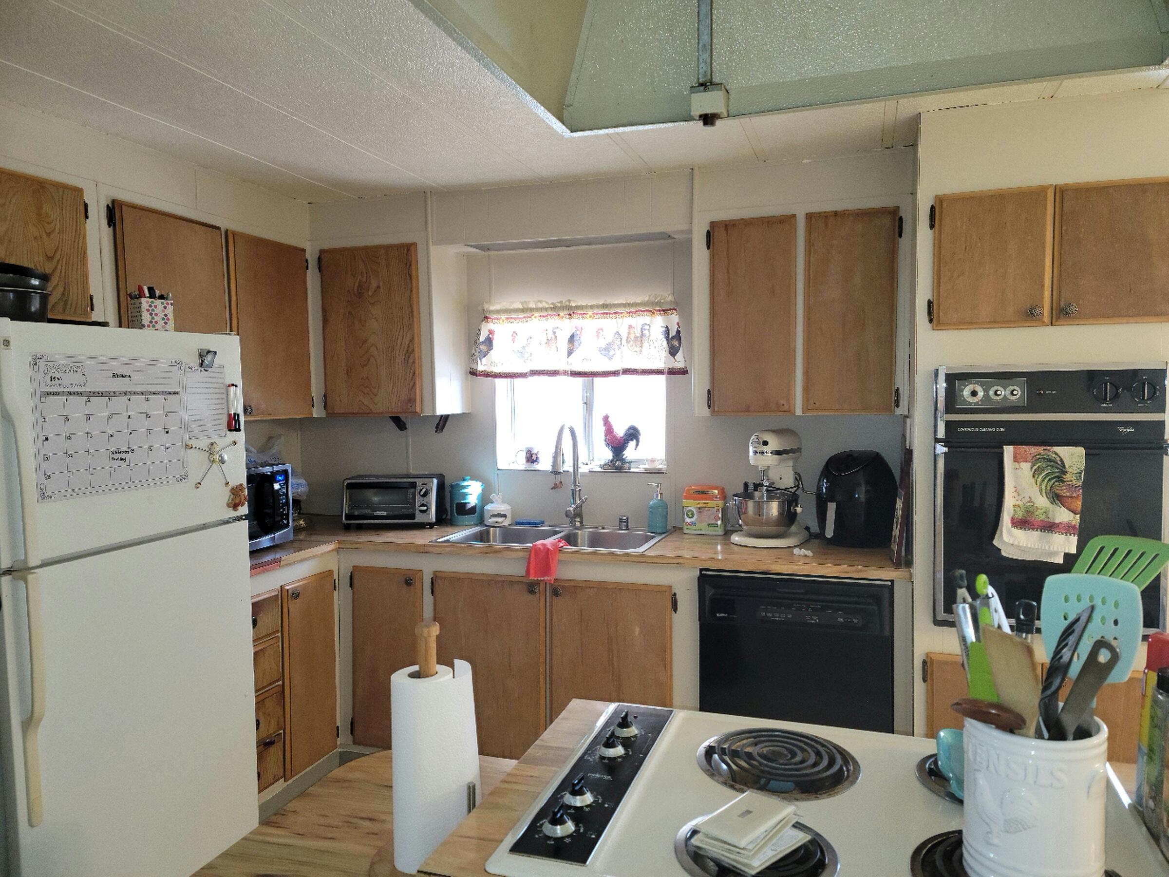 5670 Uhrmann Road Klamath Falls, OR 97601 - Photo 7 of 21 20210210_104146