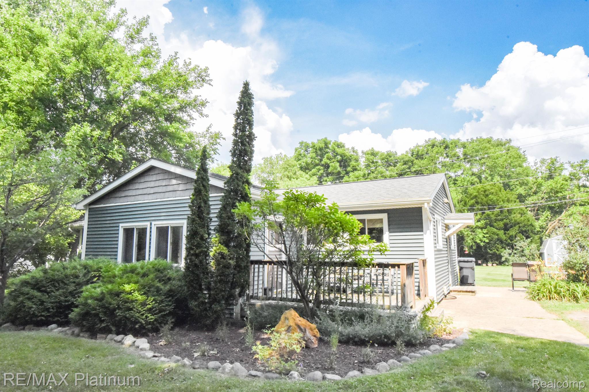 10435 Hall Road Whitmore Lake, MI 48189 - Photo 1 of 35 Gallery Image 1
