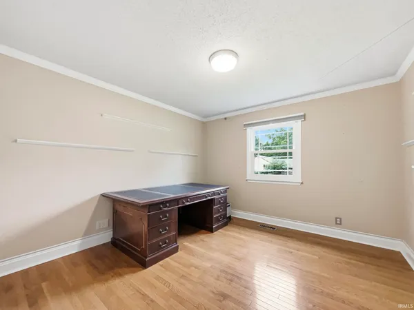 $329,900 | 6544 Blue Spruce Drive, Newburgh, IN 47630