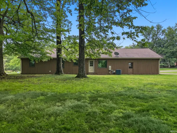 $329,900 | 6544 Blue Spruce Drive, Newburgh, IN 47630
