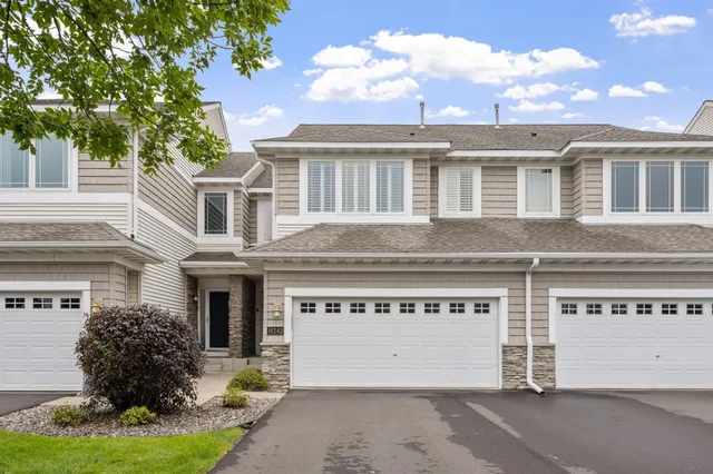 $399,500 | 16242 50th Avenue North, Plymouth, MN 55446