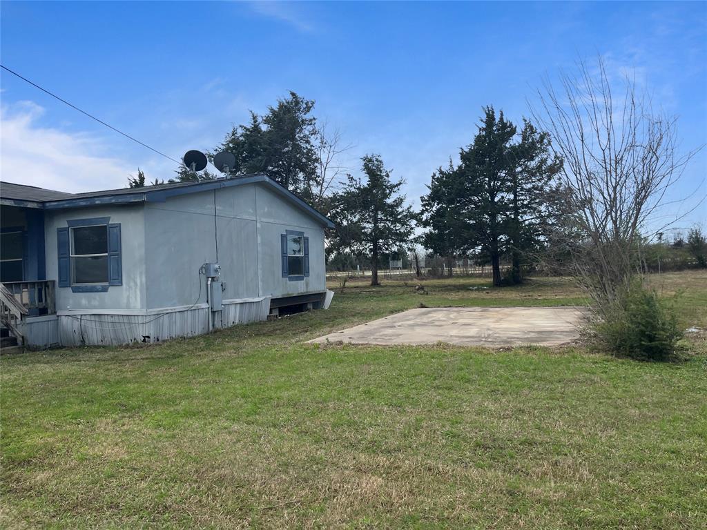 193 Gun Club Road Denison, TX 75021 - Photo 5 of 20