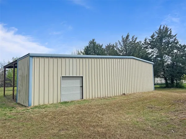 $158,000 | 193 Gun Club Road, Denison, TX 75021