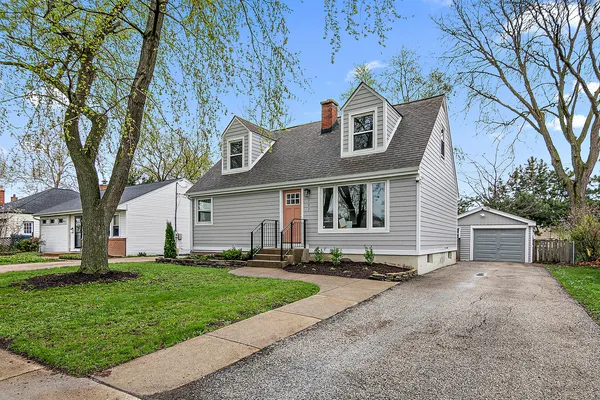 $619,900 | 797 Spring Road, Elmhurst, IL 60126