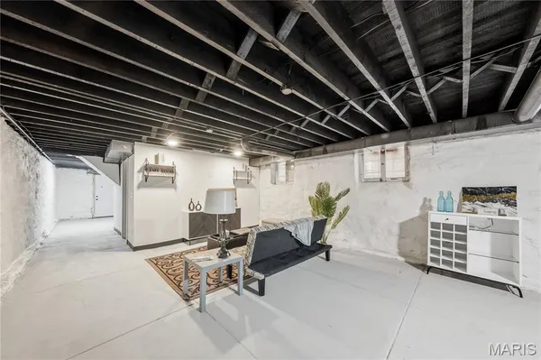 $239,900 | 3450 Minnesota Avenue, St. Louis, MO 63118