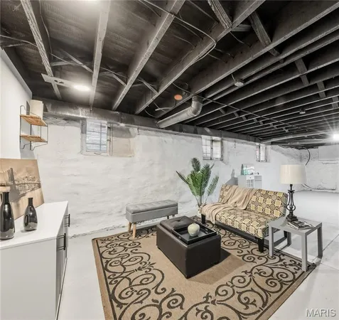$239,900 | 3450 Minnesota Avenue, St. Louis, MO 63118