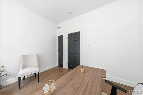 $239,900 | 3450 Minnesota Avenue, St. Louis, MO 63118