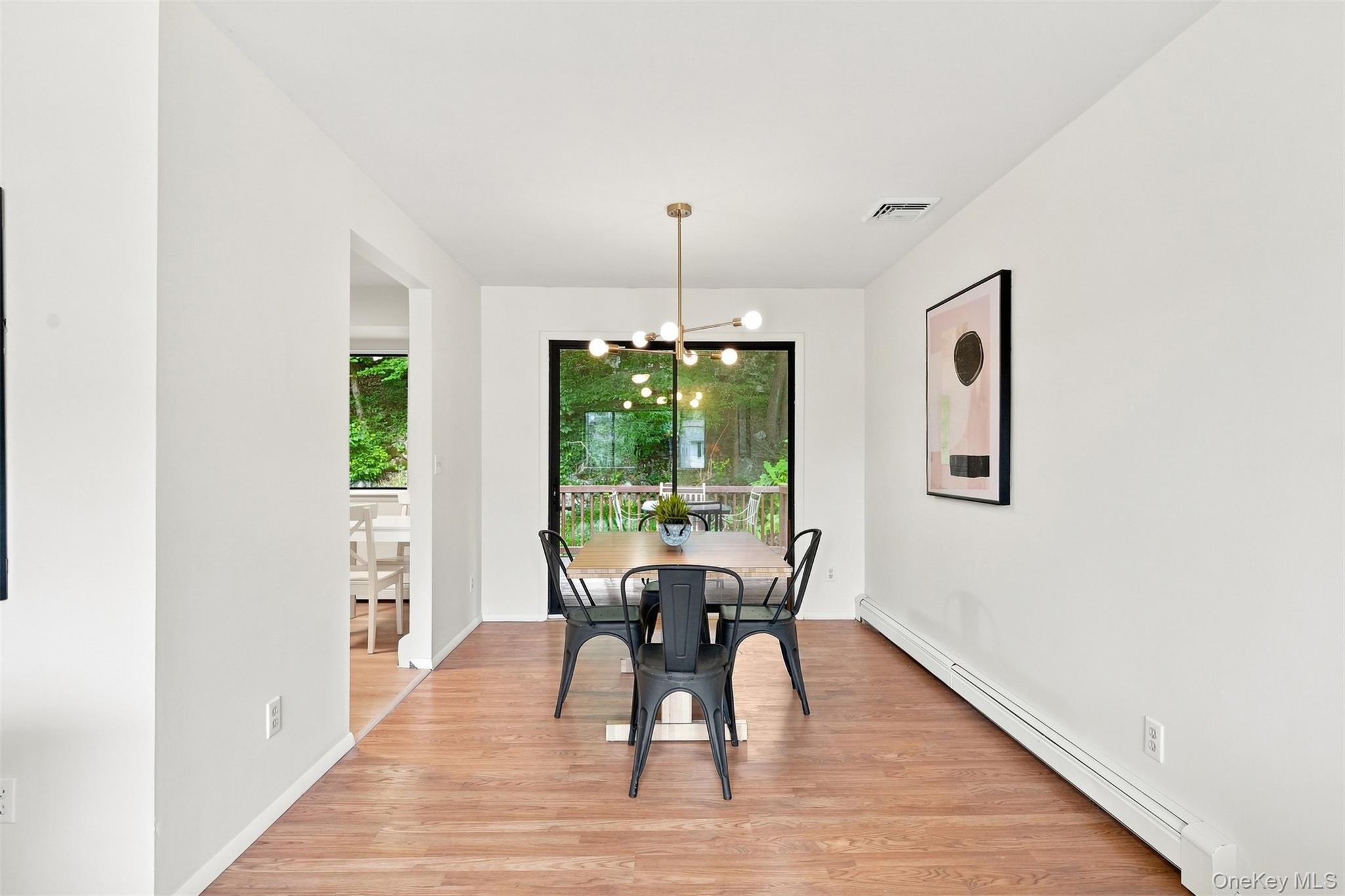 107 Sutton Park Road Poughkeepsie, NY 12603 - Photo 10 of 33 Gallery Image 10