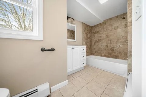 111 Hopkins Hollow Road Coventry, RI 02827 - Photo 5 of 22