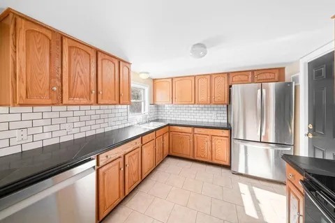 111 Hopkins Hollow Road Coventry, RI 02827 - Photo 7 of 22