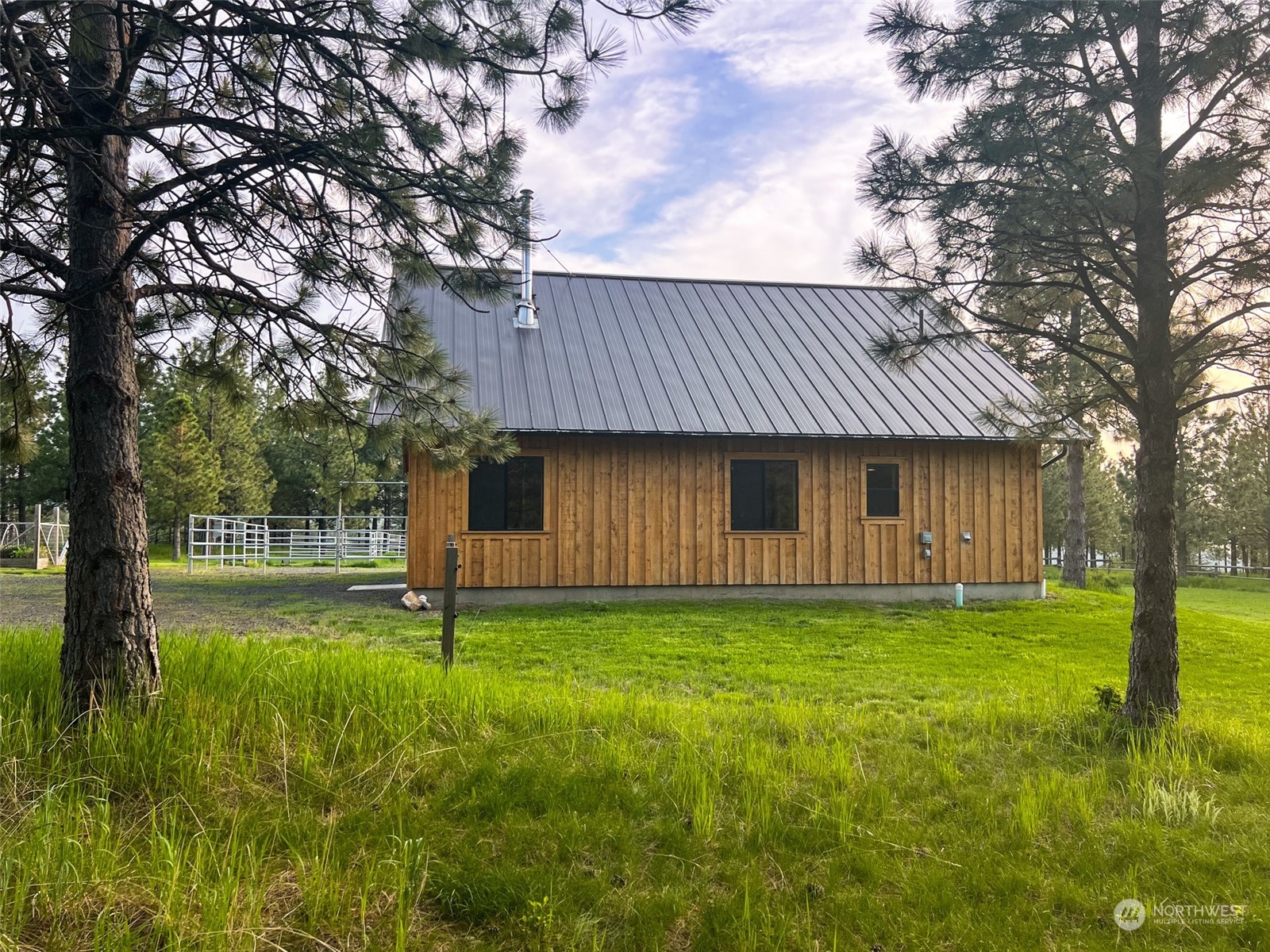 7809 Lewis Peak Road Waitsburg, WA 99361 - Photo 21 of 39 Gallery Image 21