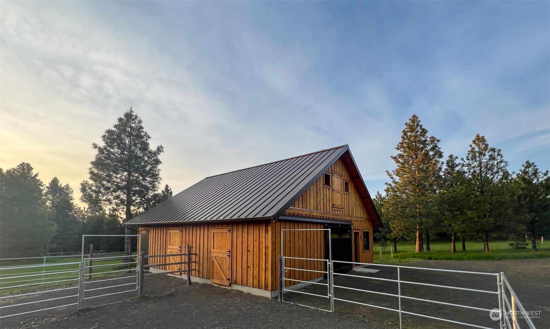 7809 Lewis Peak Road Waitsburg, WA 99361 - Photo 3 of 39 Gallery Image 3