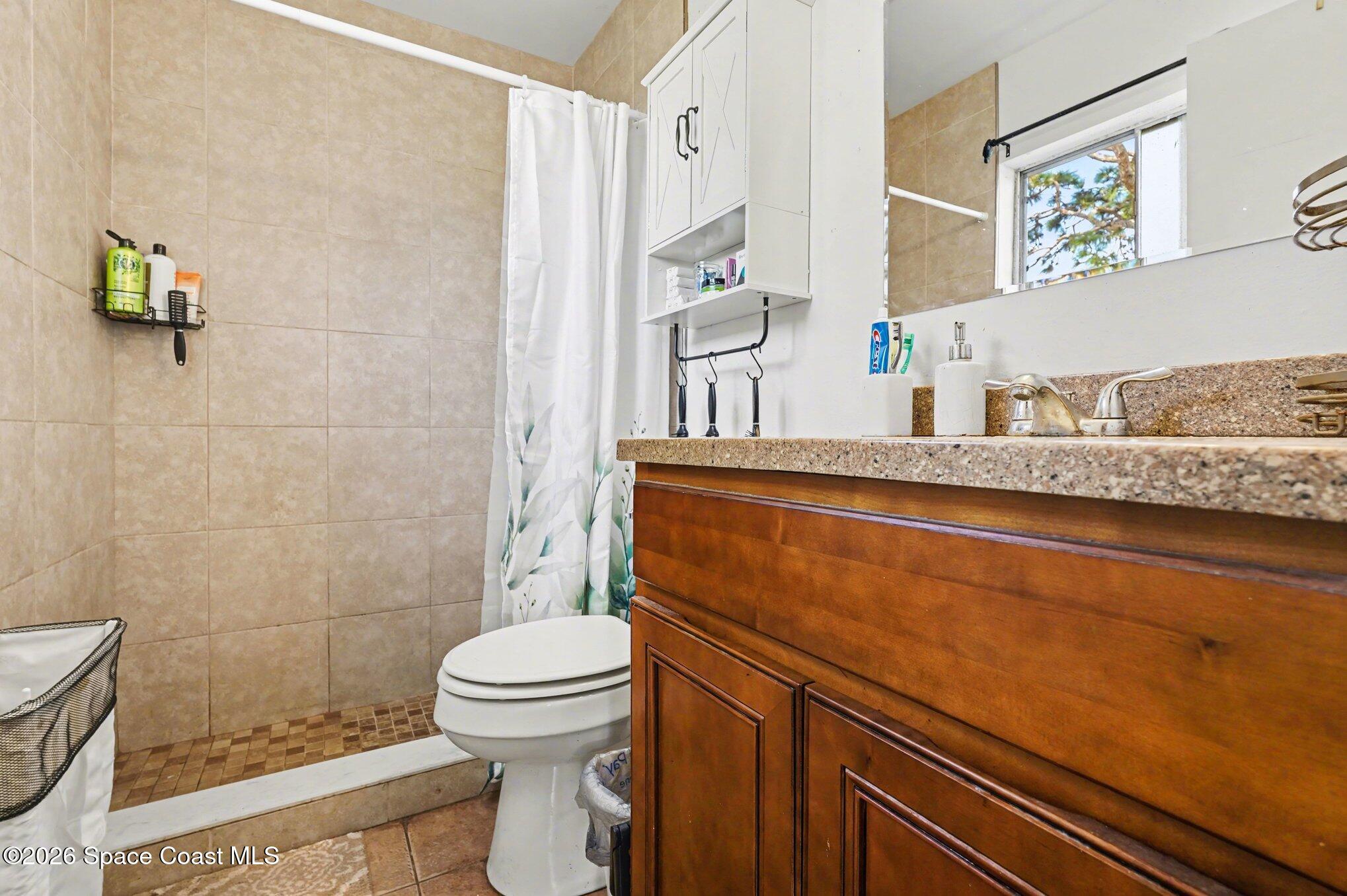 1076 Galty Circle Northeast Palm Bay, FL 32905 - Photo 15 of 31 022_file_4844