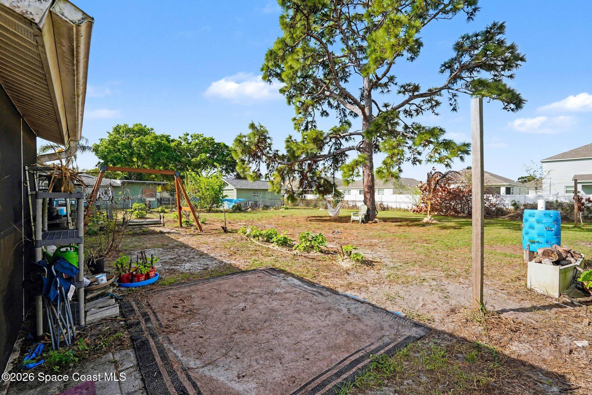 1076 Galty Circle Northeast Palm Bay, FL 32905 - Photo 27 of 31 025_file_8074