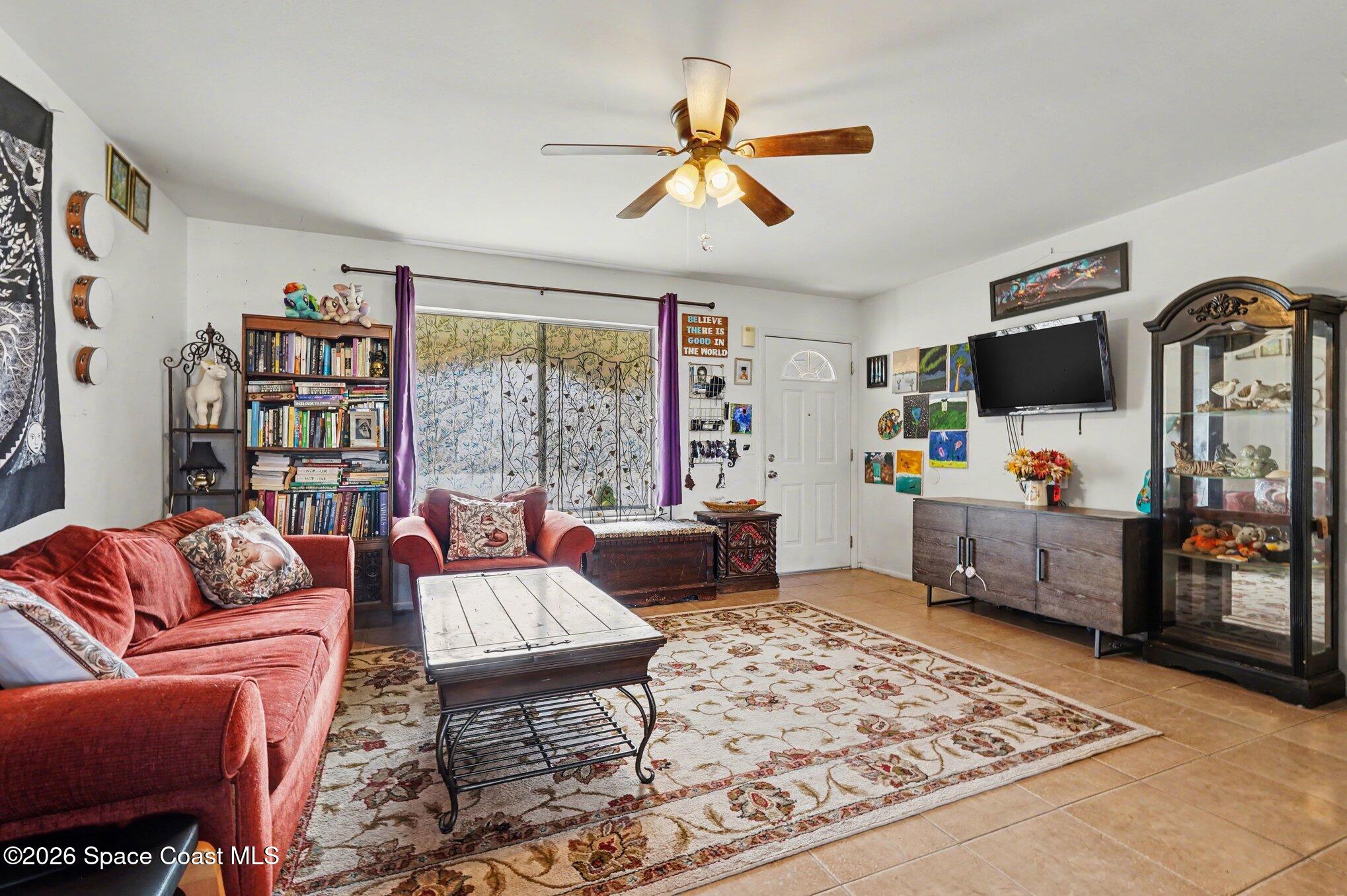 1076 Galty Circle Northeast Palm Bay, FL 32905 - Photo 7 of 31 015_file_1292