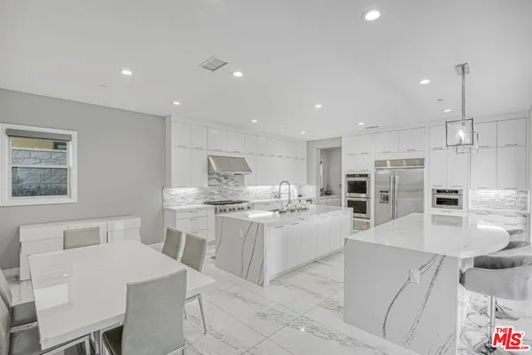 $3,195,000 | 20254 Liverpool Way, Porter Ranch, CA 91326