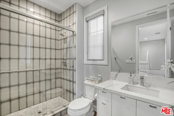 $3,195,000 | 20254 Liverpool Way, Porter Ranch, CA 91326