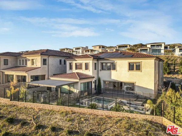 $3,195,000 | 20254 Liverpool Way, Porter Ranch, CA 91326