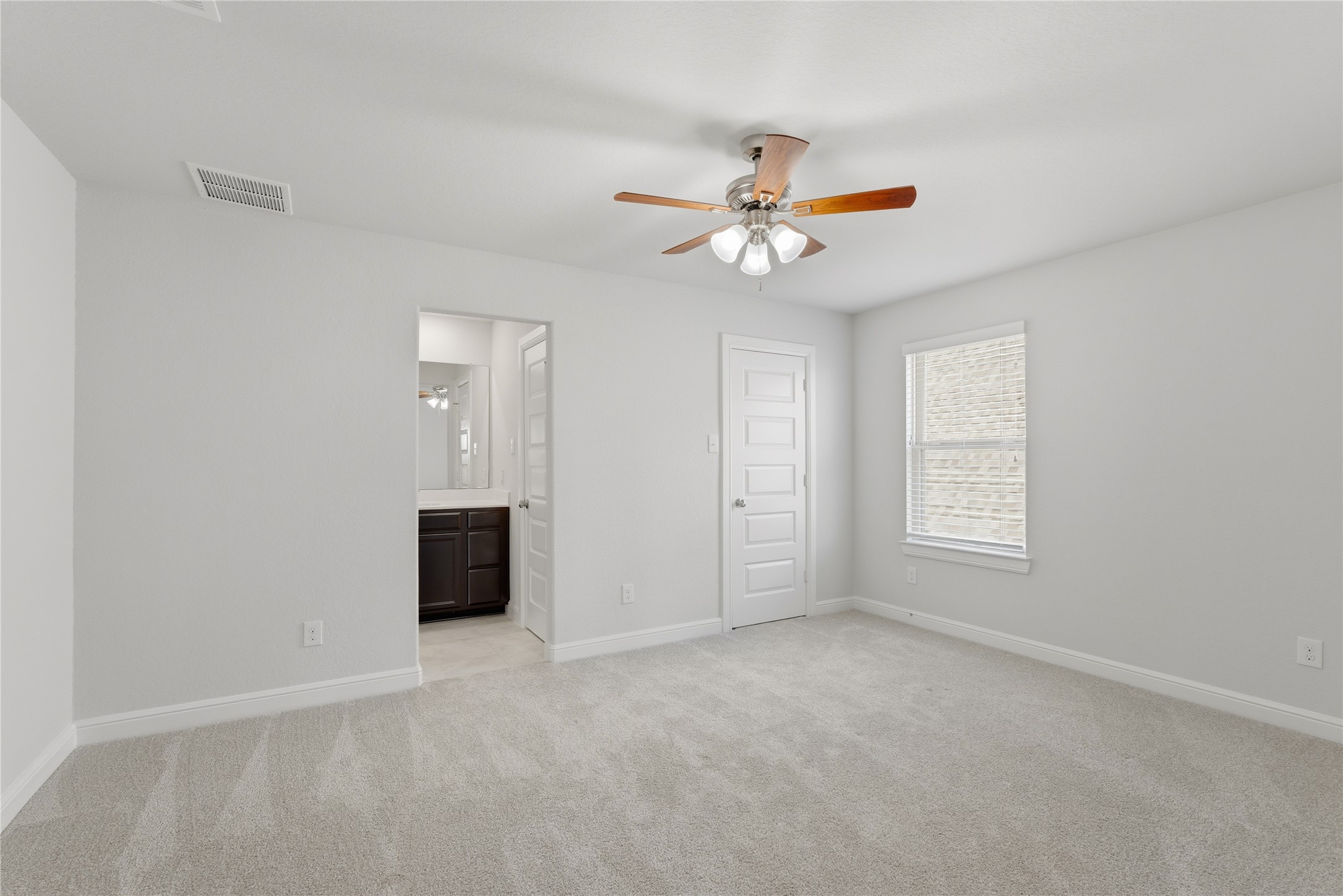 15846 Weston Ridge Drive Humble, TX 77346 - Photo 16 of 22 a view of an empty room with a window
