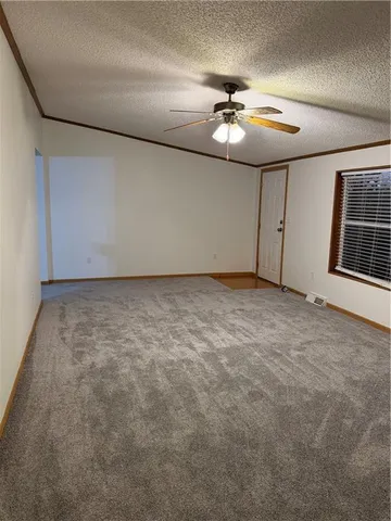 $220,000 | 209 Heylman Street, Fort Scott, KS 66701