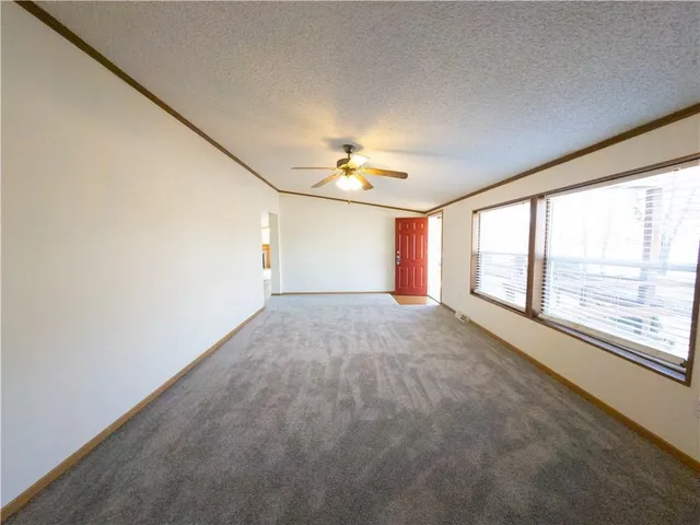 $220,000 | 209 Heylman Street, Fort Scott, KS 66701