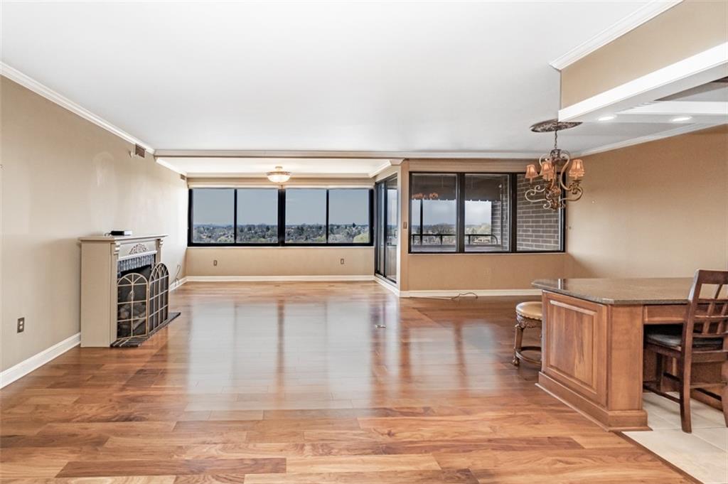750 Washington Road, Unit 805 Pittsburgh, PA 15228 - Photo 3 of 25 Gallery Image 3