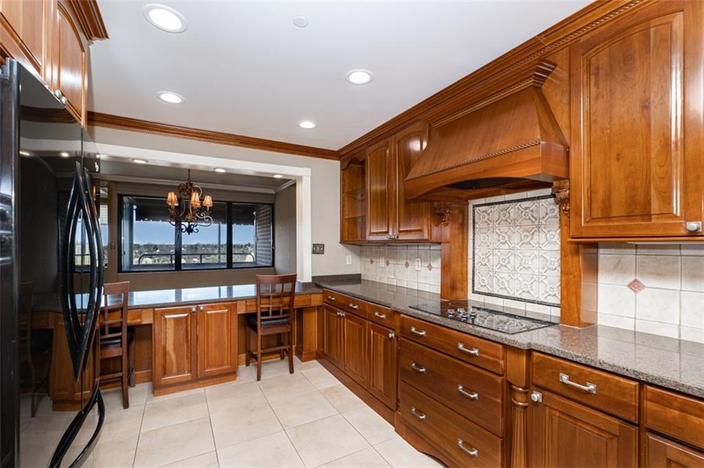 750 Washington Road, Unit 805 Pittsburgh, PA 15228 - Photo 7 of 25 Gallery Image 7