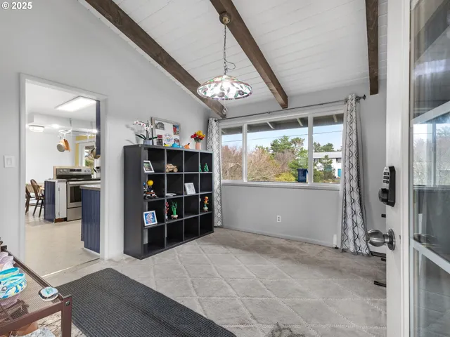 a view of a storage & utility room