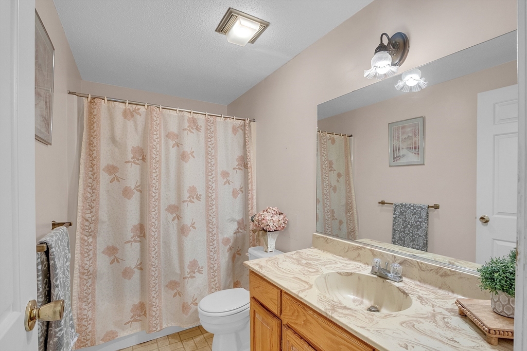 255 North Road, Unit 201 Chelmsford, MA 01824 - Photo 19 of 23 Gallery Image 19