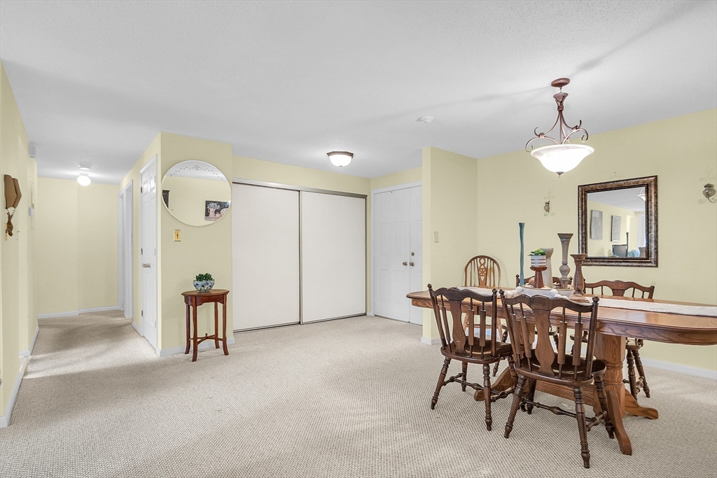 255 North Road, Unit 201 Chelmsford, MA 01824 - Photo 4 of 23 Gallery Image 4