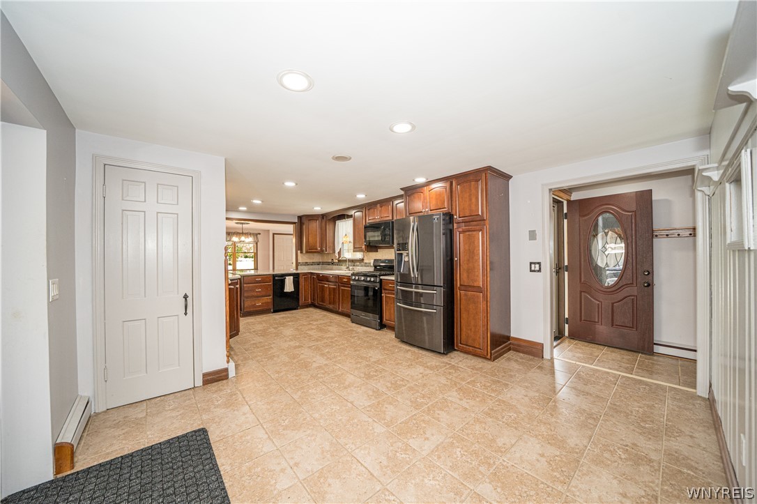 514 New Road Amherst, NY 14051 - Photo 6 of 49 Gallery Image 6
