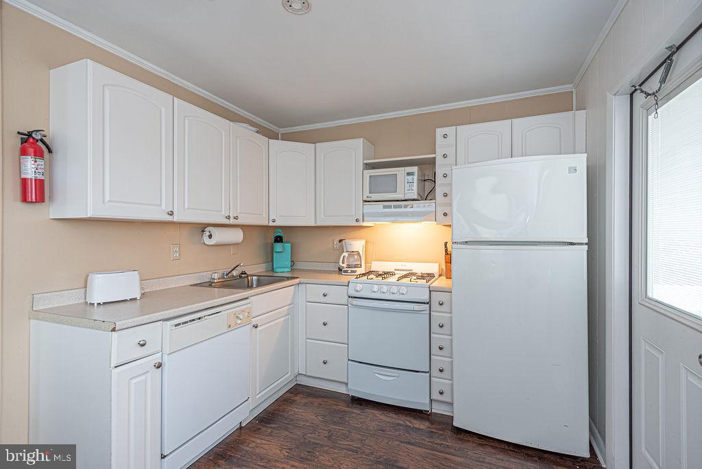 7 93rd Street Ocean City, MD 21842 - Photo 44 of 85