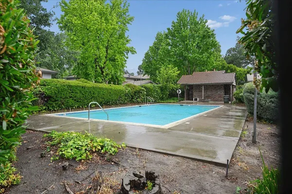 $175,000 | 4744 Greenholme Drive, Unit 4, Sacramento, CA 95842