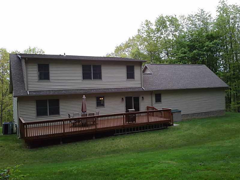 332 Silver Slipper Road Hookstown, PA 15050 - Photo 2 of 17 Exterior Back.
