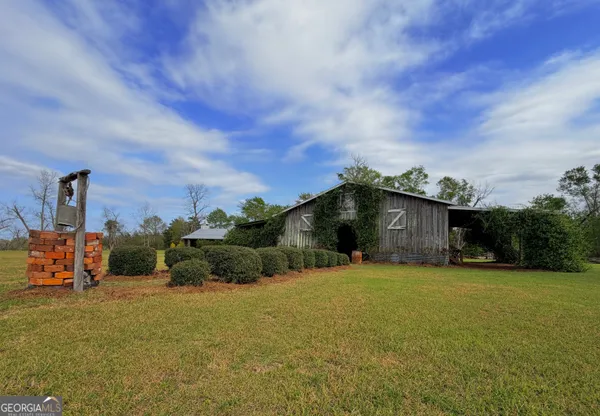 $489,000 | 11 Shortcut Road, Lumber City, GA 31549