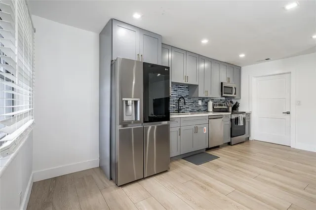 $989,000 | 825 Southwest 14th Street, Fort Lauderdale, FL 33315