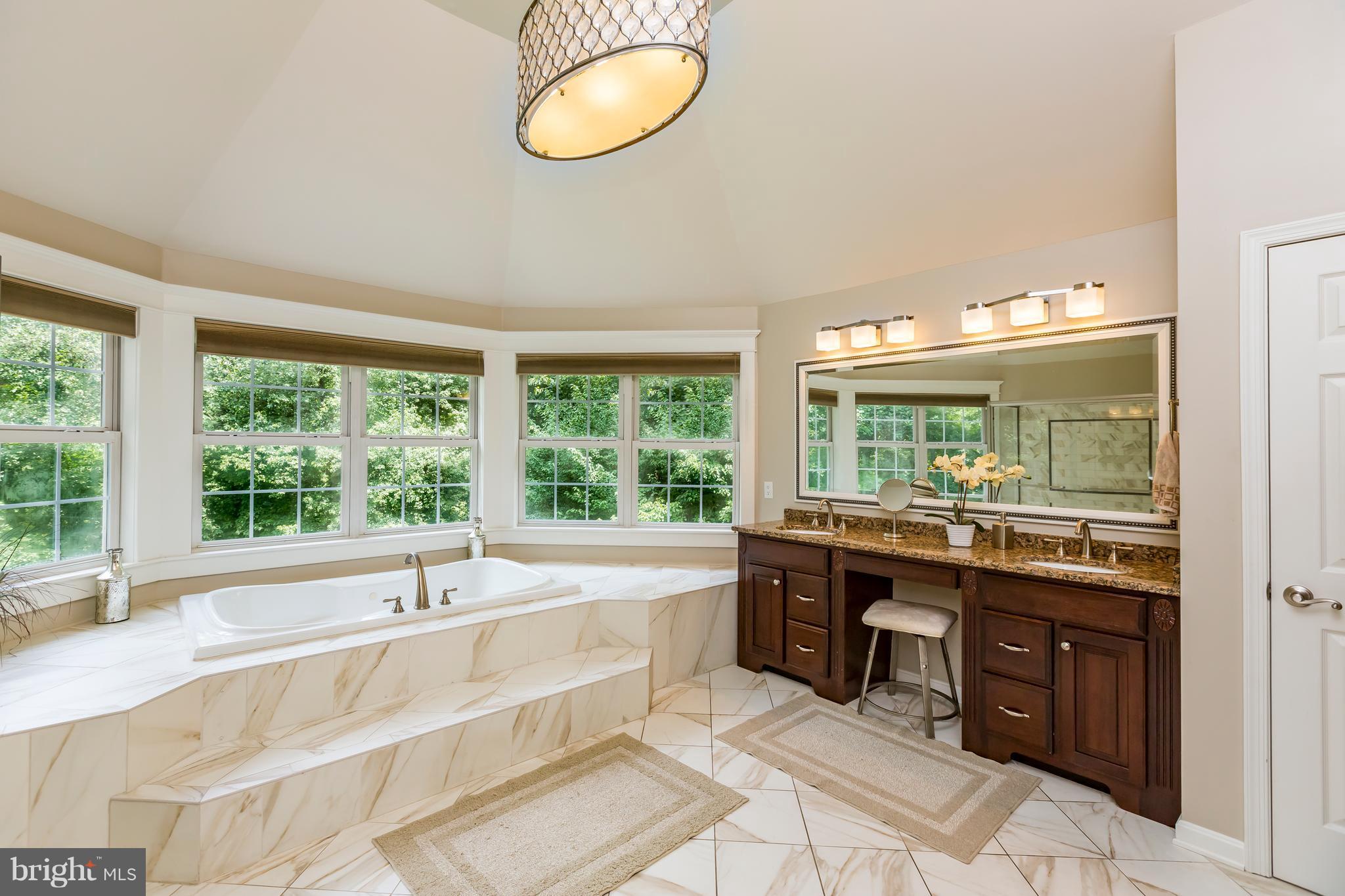 2142 Misty Meadow Road Finksburg, MD 21048 - Photo 13 of 30 Bath (Master)