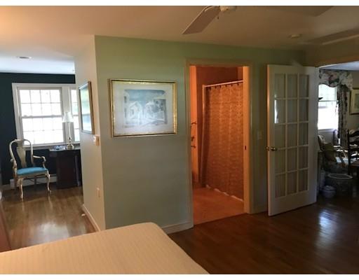 85 Albemarle Road Norwood, MA 02062 - Photo 4 of 14 Gallery Image 4