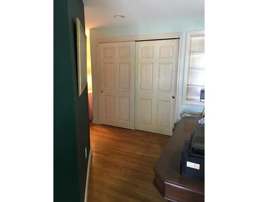 85 Albemarle Road Norwood, MA 02062 - Photo 5 of 14 Gallery Image 5